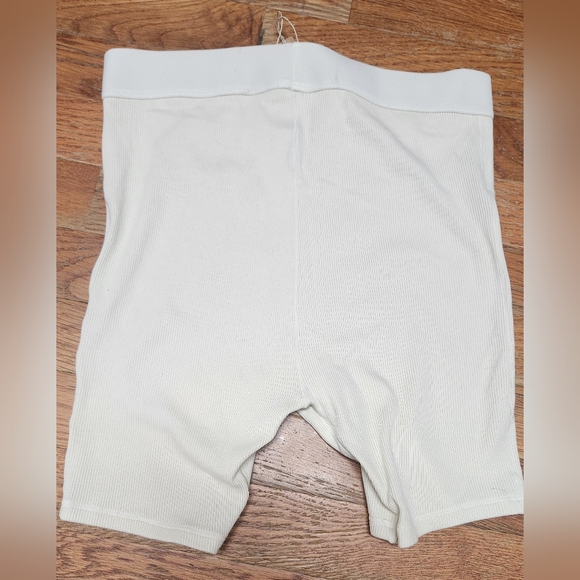 Skims Boyfriend Boxers Ribbed - Medium - Picture 2 of 4